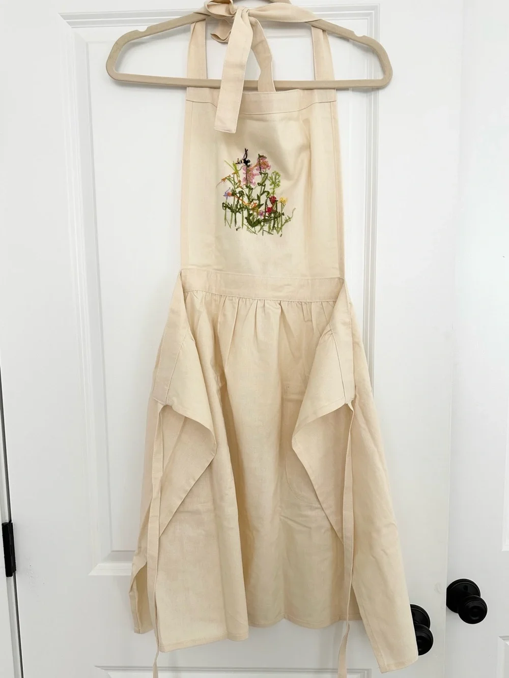 Floral Hand-Embroidered Cream Apron Wildflower Garden / Bee Motif - Gifts